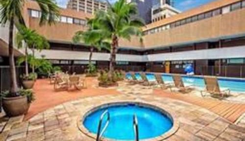 Condotel with Free Parking Wifi Central AC